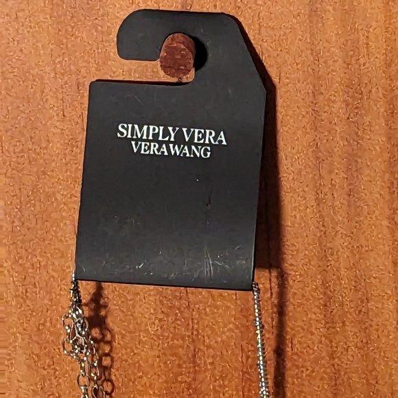 Simply Vera Wang 3-Layer Necklace with Stars NWT - Picture 10 of 12